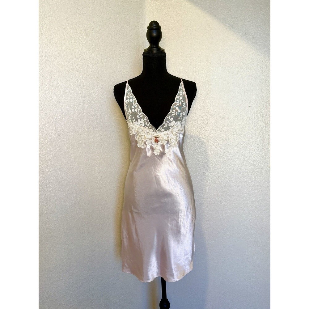 VTG California Dynasty Women’s Small Beaded Lace Satin Pink Rose Nightgown Slip